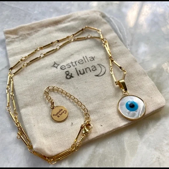 Evil Eye Shell Pendant Necklace - Picture 11 of 11